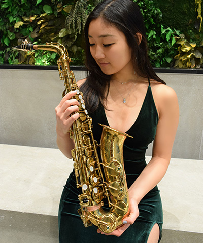 Headshot of Stephanie Tateiwa.