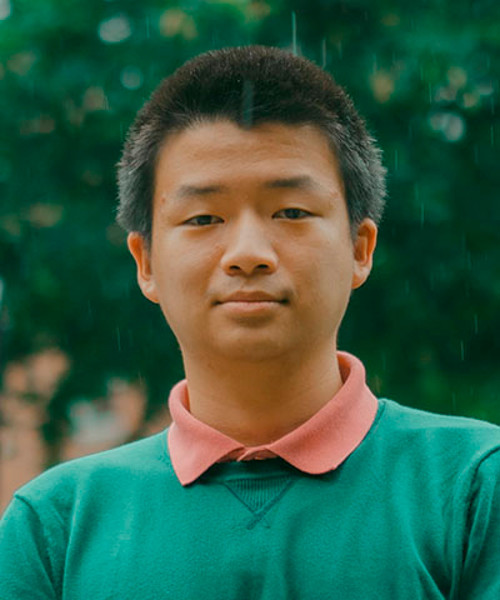 Headshot of Alex Yang.