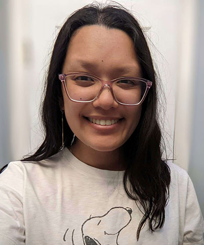 Headshot of Alana.