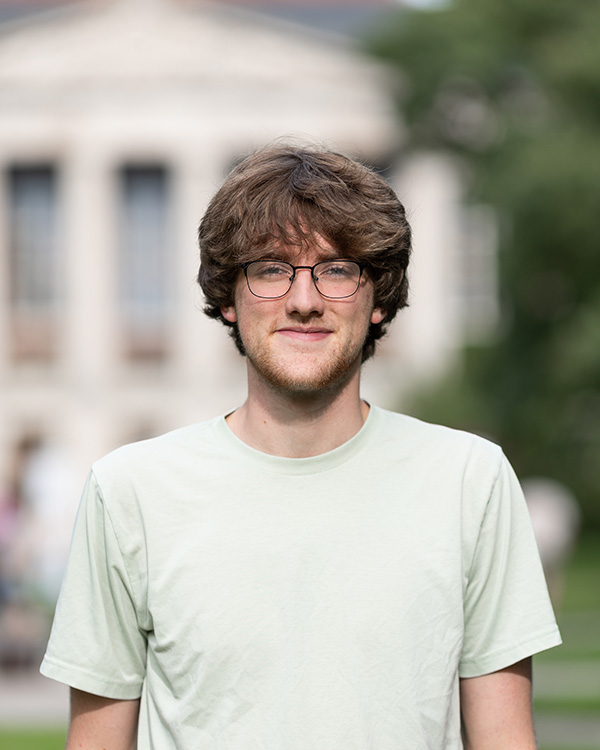 Headshot of Zachary.