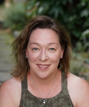 Jennifer Grotz (photo credit: Sophie Kandaouroff)