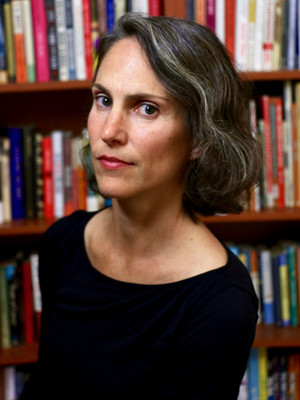 Headshot of Lauren Acampora